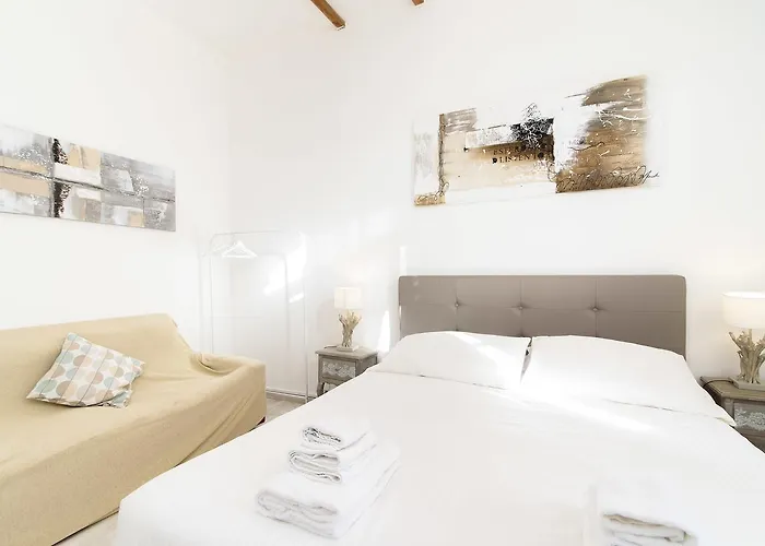 White Terrace Apartment Navona