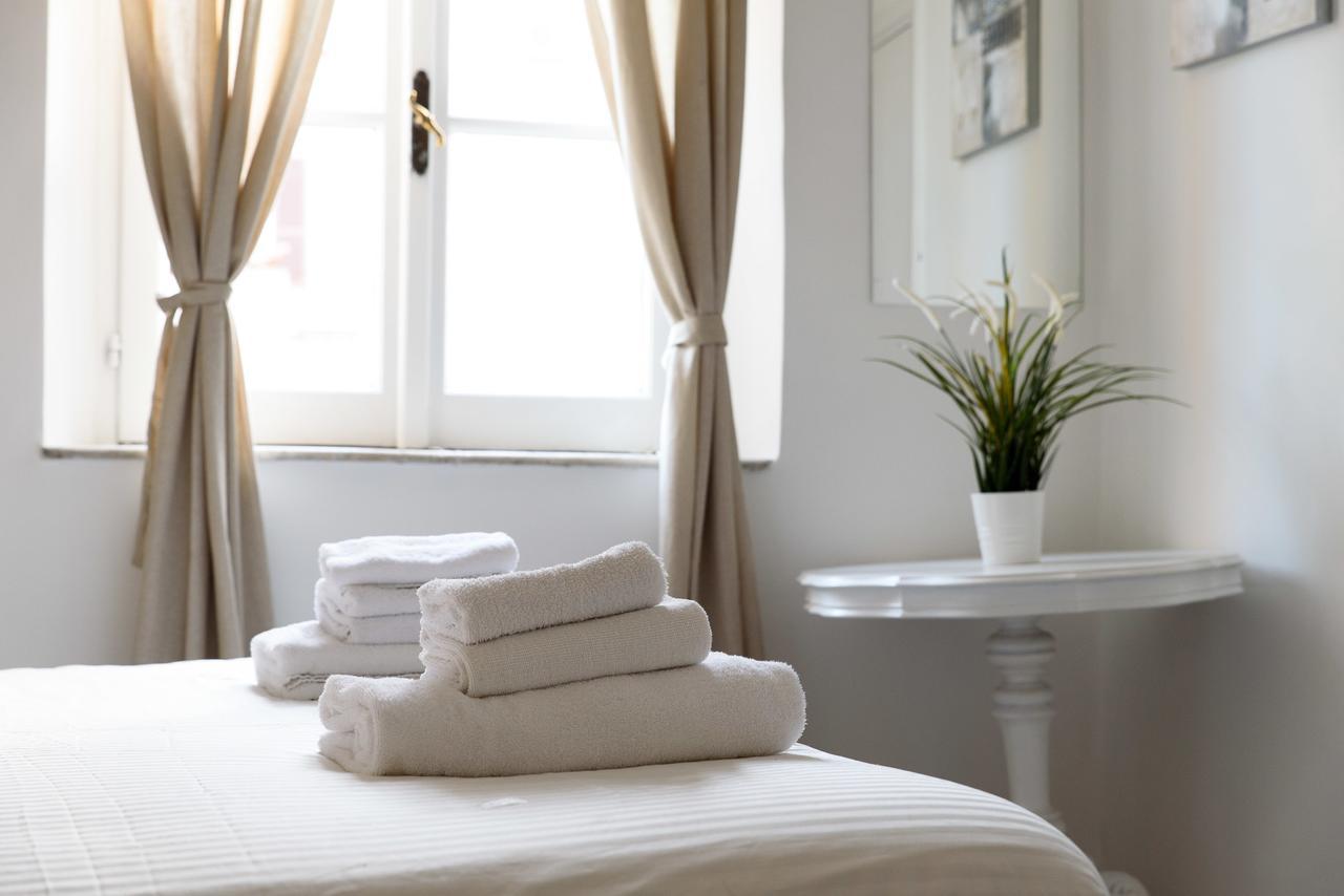 White Terrace Navona *